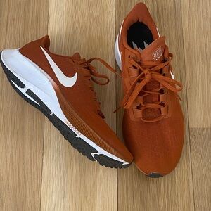 Nike Women’s Burnt Orange Athletic Shoes